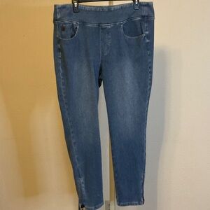 Belle by Kim Gravel Classic‎ Denim Straight Leg Jeans